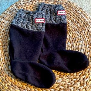 Hunter Cable knit short boot socks.
